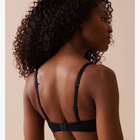 La Vie En Rose Lightly Lined Black Wireless Push Up Bra - Picture 2 of 5